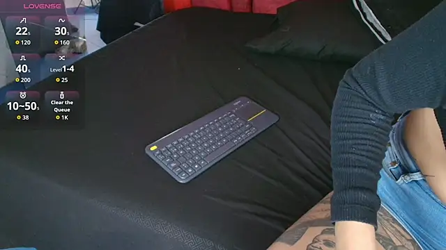 LilithVibe  online show from February 19, 2026, 2:58 pm