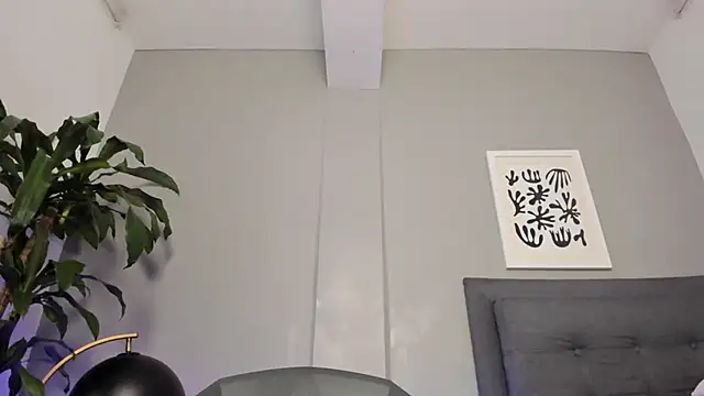 Tylerffoxx online show from July 2, 2026, 3:23 am