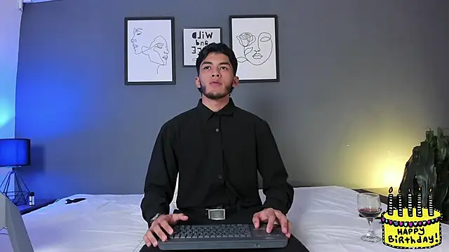 Tylerffoxx online show from April 22, 2026, 8:59 pm