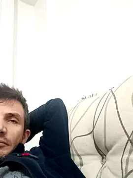 Snapshot of OGUZOZAN chatting on September 19, 2025, 7:40 pm OGUZOZAN online show from September 19, 2025, 7:40 pm