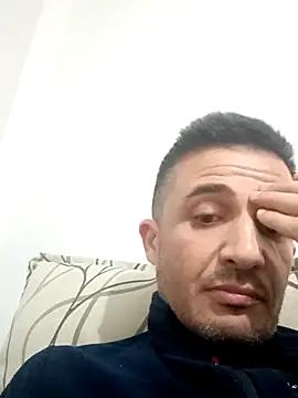 Snapshot of OGUZOZAN chatting on October 7, 2025, 8:54 pm OGUZOZAN online show from October 7, 2025, 8:54 pm