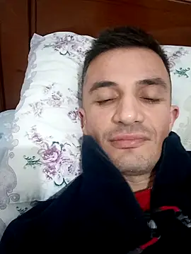 Snapshot of OGUZOZAN chatting on October 3, 2025, 9:38 pm OGUZOZAN online show from October 3, 2025, 9:38 pm