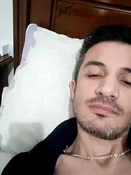 Snapshot of OGUZOZAN chatting on October 31, 2025, 11:22 pm OGUZOZAN online show from October 31, 2025, 11:22 pm