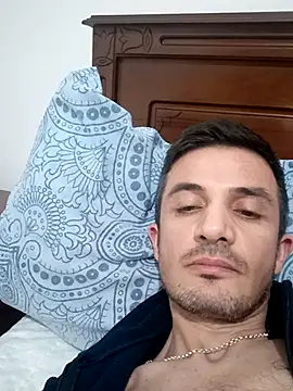 Snapshot of OGUZOZAN chatting on October 29, 2025, 12:09 am OGUZOZAN online show from October 29, 2025, 12:09 am