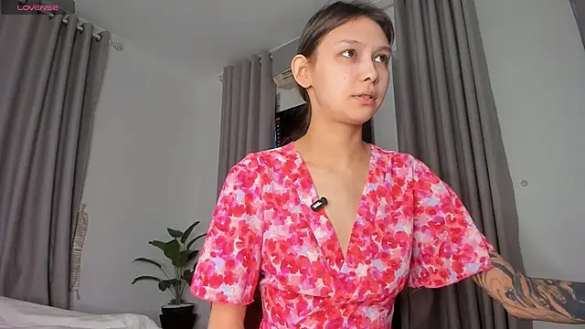 Snapshot of Amy_Loveme chatting on November 26, 2025, 11:05 pm Amy Loveme online show from November 26, 2025, 11:05 pm