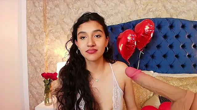 ValentiinaCruz online show from February 10, 2026, 9:36 pm