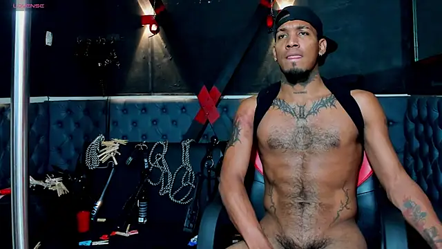 Snapshot of DIEGO_WICKED chatting on November 29, 2025, 12:05 pm DIEGO WICKED online show from November 29, 2025, 12:05 pm