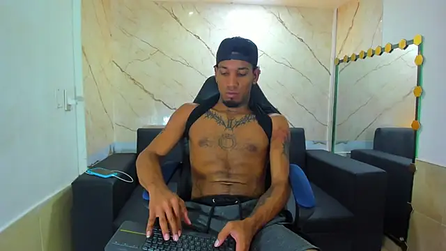 Snapshot of DIEGO_WICKED chatting on September 21, 2025, 7:52 pm DIEGO WICKED online show from September 21, 2025, 7:52 pm