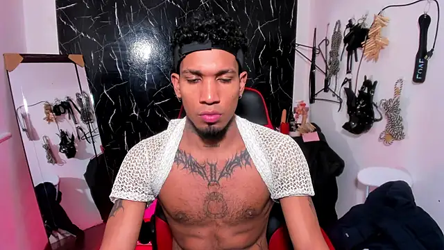 Snapshot of DIEGO_WICKED chatting on September 13, 2025, 2:44 am DIEGO WICKED online show from September 13, 2025, 2:44 am