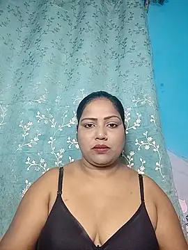 hornypriya696 online show from September 28, 2025, 5:42 pm