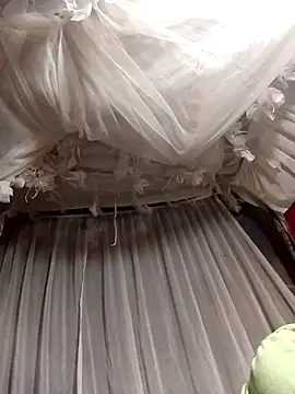 MaiHoa69 online show from November 7, 2025, 6:29 am