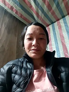 Snapshot of Bliss_rose chatting on January 13, 2026, 1:26 pm Bliss rose online show from January 13, 2026, 1:26 pm