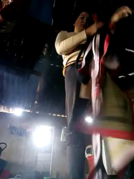 Bliss rose online show from December 19, 2025, 7:55 am