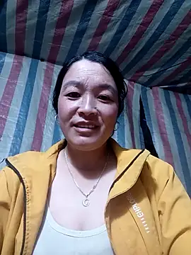 Snapshot of Bliss_rose chatting on December 22, 2025, 10:48 am Bliss rose online show from December 22, 2025, 10:48 am