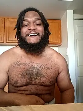 Snapshot of Longthickdick33 chatting on May 8, 2026, 12:31 pm Longthickdick33 online show from May 8, 2026, 12:31 pm