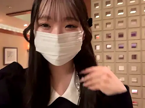 nano-da-u online show from October 11, 2025, 1:56 pm