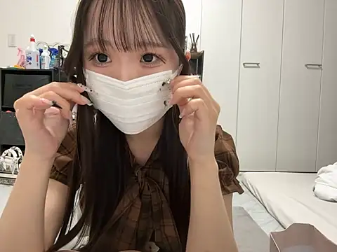 nano-da-u online show from September 14, 2025, 2:06 pm