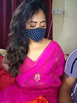 Hotbhabi305 online show from December 2, 2025, 5:25 pm