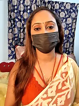 Snapshot of Cute-lusi chatting on November 5, 2025, 7:39 pm Cute-lusi online show from November 5, 2025, 7:39 pm