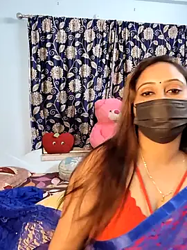 Snapshot of Cute-lusi chatting on November 1, 2025, 6:46 pm Cute-lusi online show from November 1, 2025, 6:46 pm