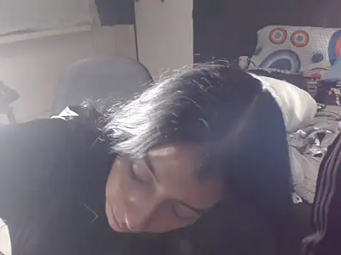 Snapshot of Dara-montenegro chatting on October 11, 2025, 7:42 am Dara-montenegro online show from October 11, 2025, 7:42 am