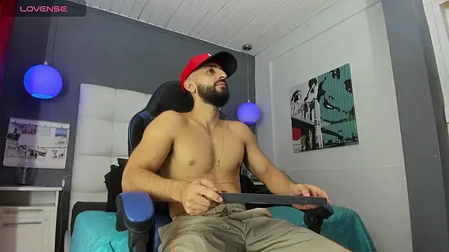 Yiyo10  online show from February 19, 2026, 4:31 am