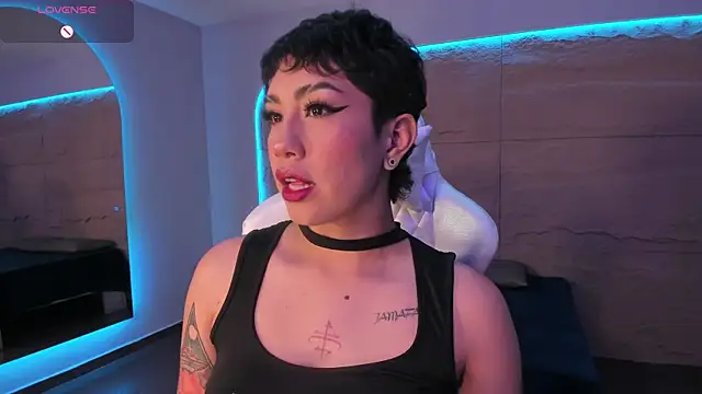 Snapshot of ZahaRose chatting on September 13, 2025, 6:19 pm ZahaRose online show from September 13, 2025, 6:19 pm