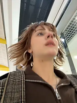 Snapshot of Only_April chatting on November 5, 2025, 11:13 am Only April online show from November 5, 2025, 11:13 am