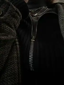 Snapshot of Only_April chatting on November 6, 2025, 9:02 am Only April online show from November 6, 2025, 9:02 am