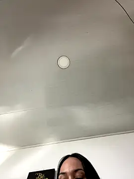 fetish foot  online show from September 27, 2025, 4:13 pm