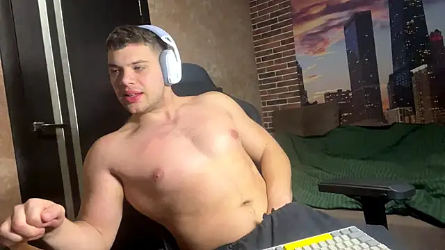 MusclePhantom online show from March 29, 2026, 9:16 pm