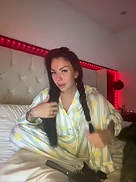 Snapshot of BELLABLACKXUK chatting on April 5, 2026, 8:48 pm BELLABLACKXUK online show from April 5, 2026, 8:48 pm