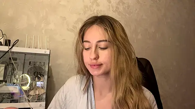 Snapshot of Jetta_Corsacami chatting on November 29, 2025, 2:28 pm Jetta Corsacami online show from November 29, 2025, 2:28 pm