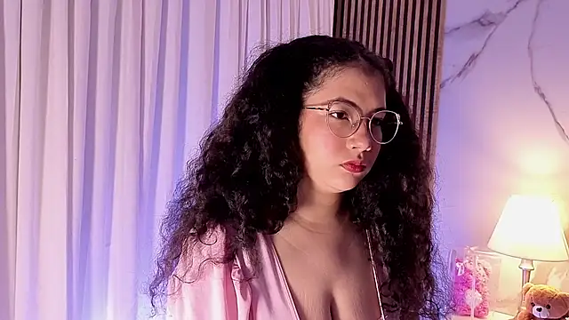 LunaRosse  online show from January 11, 2026, 11:39 am