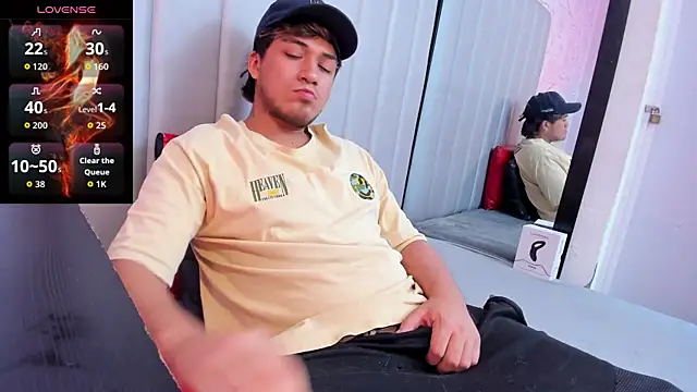 juanmechanic  online show from May 13, 2026, 12:17 am