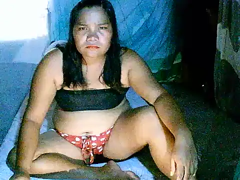Snapshot of hotmom_carcar chatting on April 13, 2026, 9:13 am hotmom carcar online show from April 13, 2026, 9:13 am