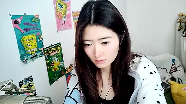 Moonlight-23 online show from October 23, 2025, 7:40 am