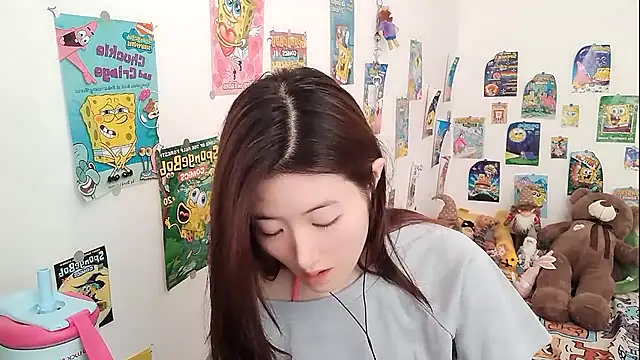 Moonlight-23 online show from September 9, 2025, 4:00 am