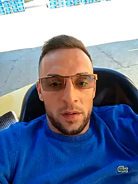 Necunoscutul001 online show from September 20, 2025, 7:46 am