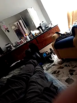 epamela online show from April 15, 2026, 12:42 pm