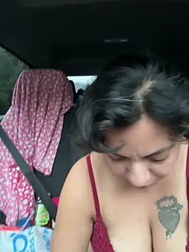 shakeweight online show from December 21, 2025, 12:24 am