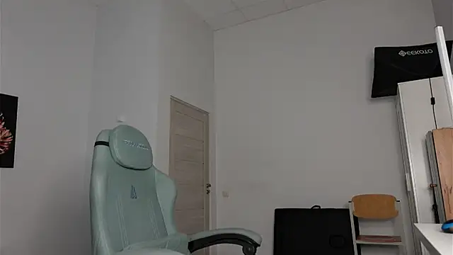 Snapshot of Richard_Dullas chatting on October 16, 2025, 5:59 am Richard Dullas online show from October 16, 2025, 5:59 am