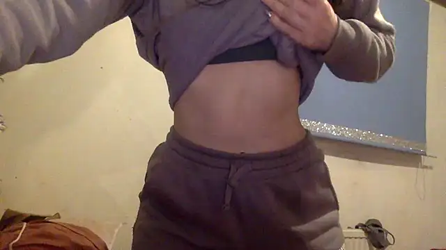 Snapshot of Bellababexox chatting on October 22, 2025, 5:40 am Bellababexox online show from October 22, 2025, 5:40 am