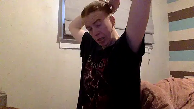 Bellababexox online show from April 3, 2026, 6:25 pm