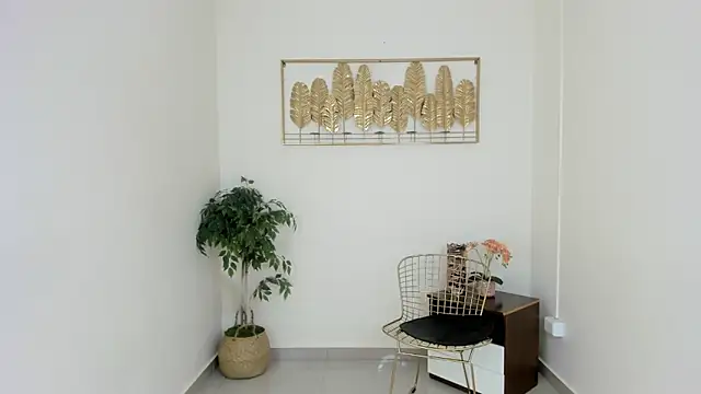 dore amelie online show from September 21, 2025, 1:00 am