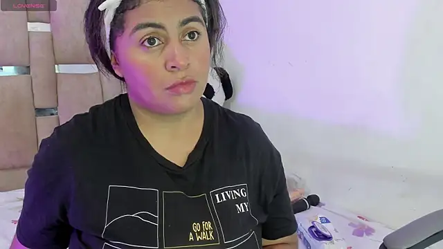 AndreaSweet2 online show from February 18, 2026, 2:46 pm