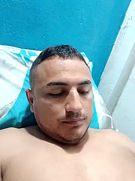 Geral Yeraldyn09 online show from November 13, 2025, 10:30 am