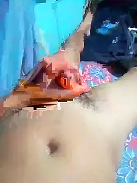 Snapshot of Johlrd chatting on October 18, 2025, 6:43 pm Johlrd online show from October 18, 2025, 6:43 pm