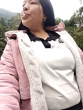 MuiNay online show from December 18, 2025, 3:00 am