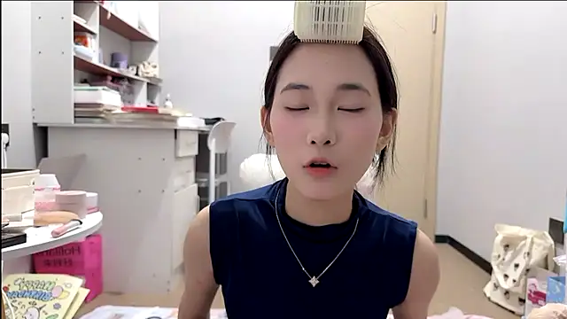 Snapshot of Ann-cookie chatting on July 24, 2026, 4:03 pm Ann-cookie online show from July 24, 2026, 4:03 pm